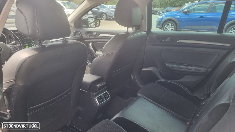 Renault Mégane Sport Tourer ENERGY dCi 110 EDC BOSE EDITION - 3