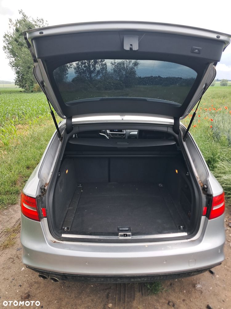 Audi A4 Avant 2.0 TDI DPF clean diesel S line Sportpaket - 5