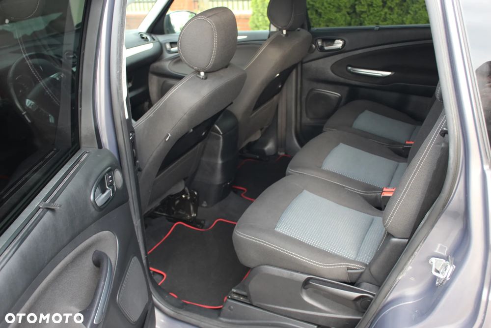 Ford S-Max 2.0 TDCi Ambiente - 15