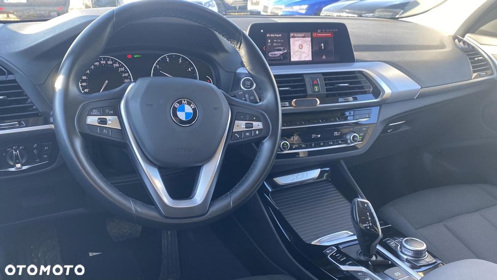 BMW X3 xDrive20d Advantage - 15
