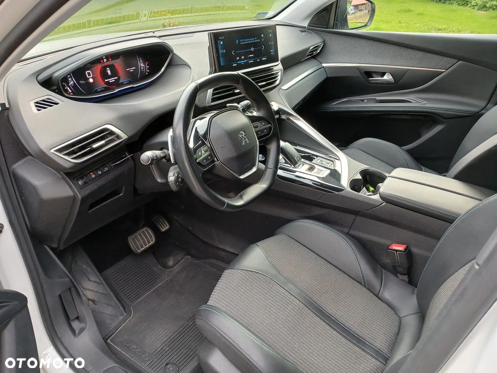 Peugeot 3008 1.5 BlueHDi Allure Pack S&S EAT8 - 11