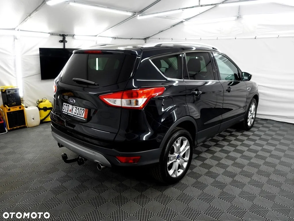 Ford Kuga 2.0 TDCi FWD Titanium - 4
