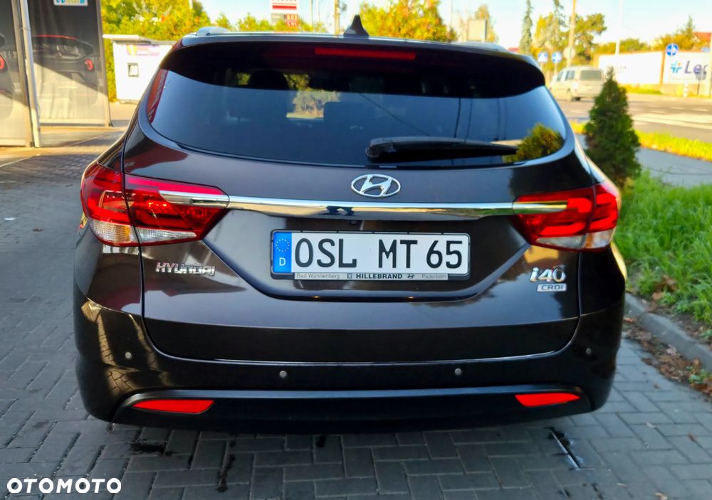 Hyundai i40 Kombi 1.7 CRDi DCT Premium - 10
