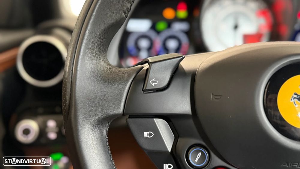Ferrari 812 Superfast 6.5 V12 - 20