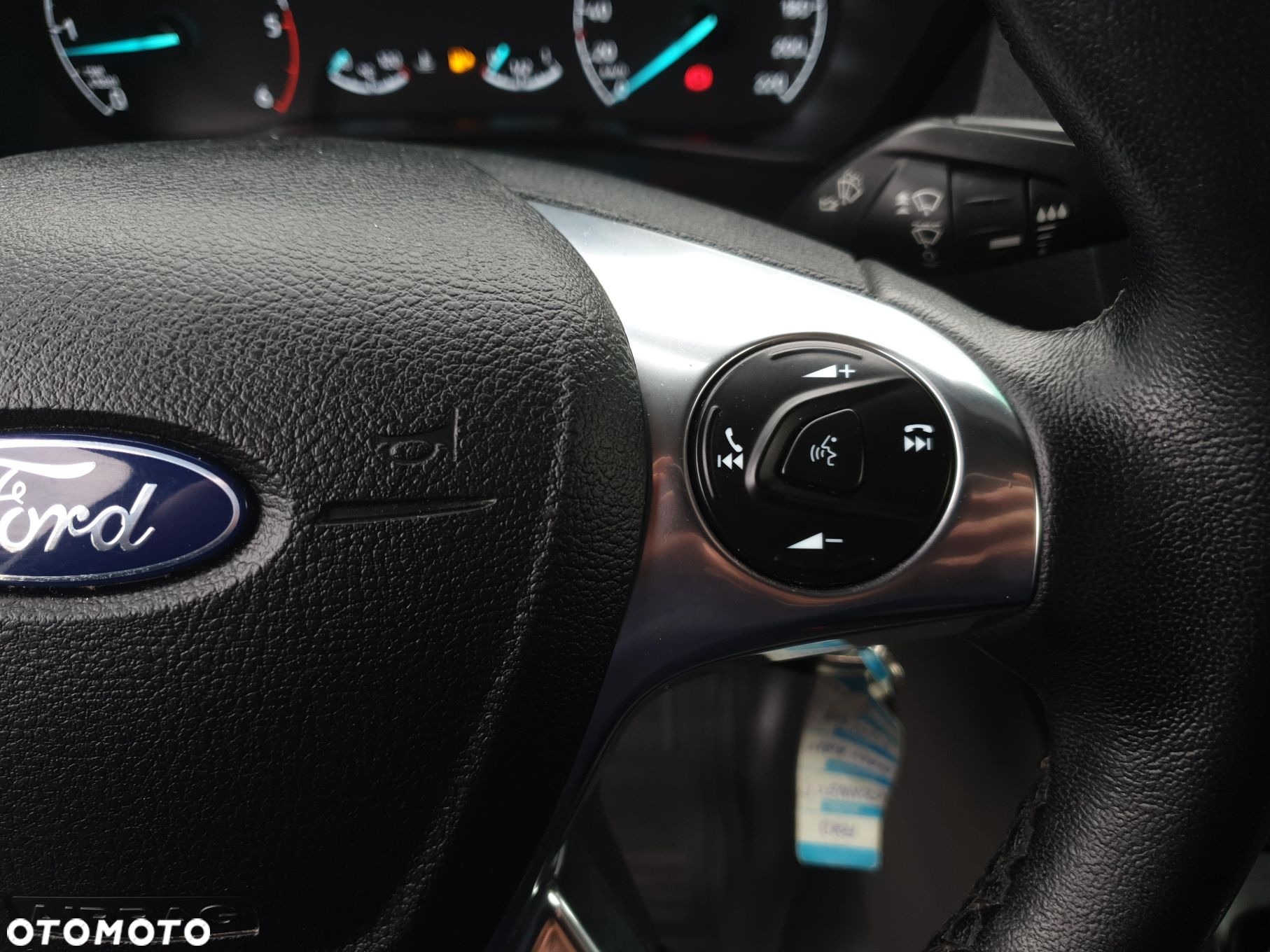Ford transit-connect - 11
