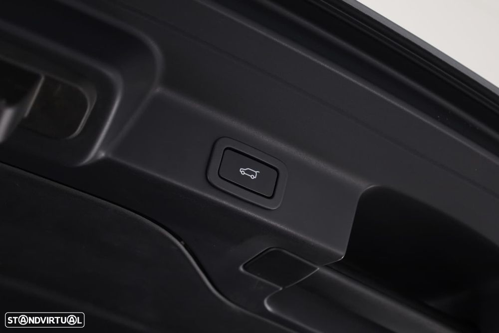 Jaguar F-Pace 2.0 i4D Prestige Aut. - 10