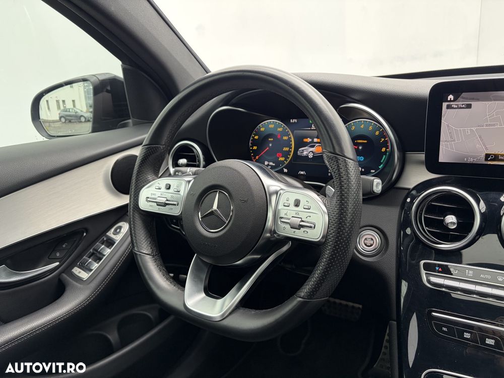 Mercedes-Benz GLC Coupe 300 e 4Matic 9G-TRONIC AMG Line - 11