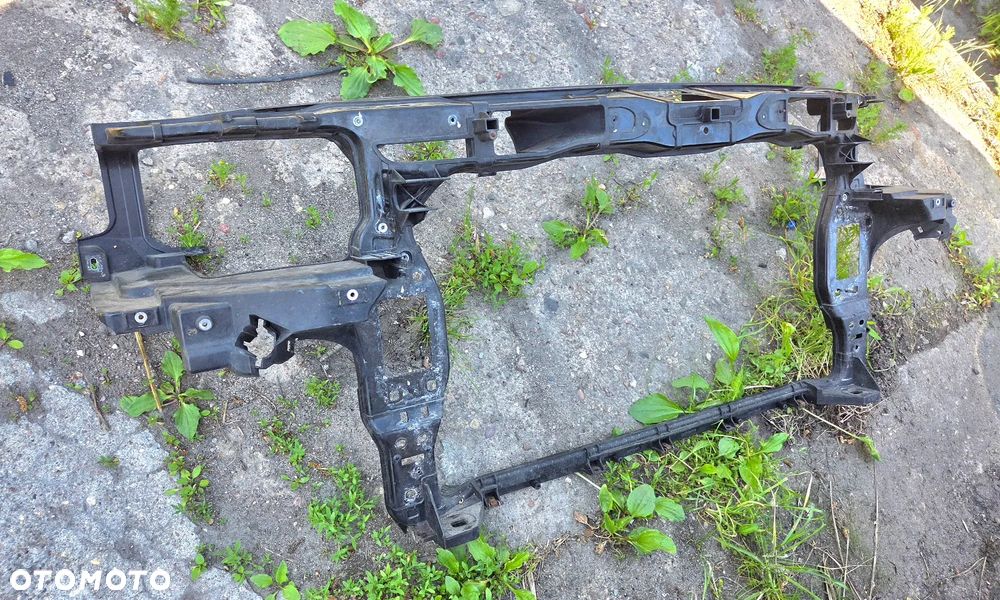IDEALNY Pas przedni Wzmocnienie AUDI A8 D4 2010- 4H0805495 - 2