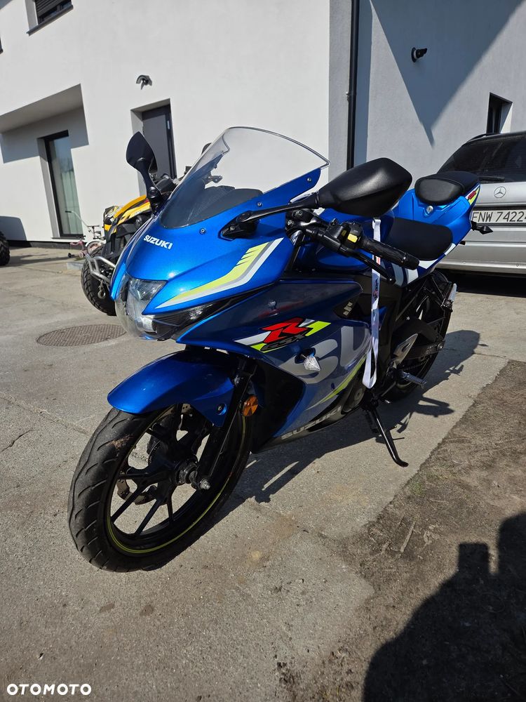 Suzuki GSX-R - 9