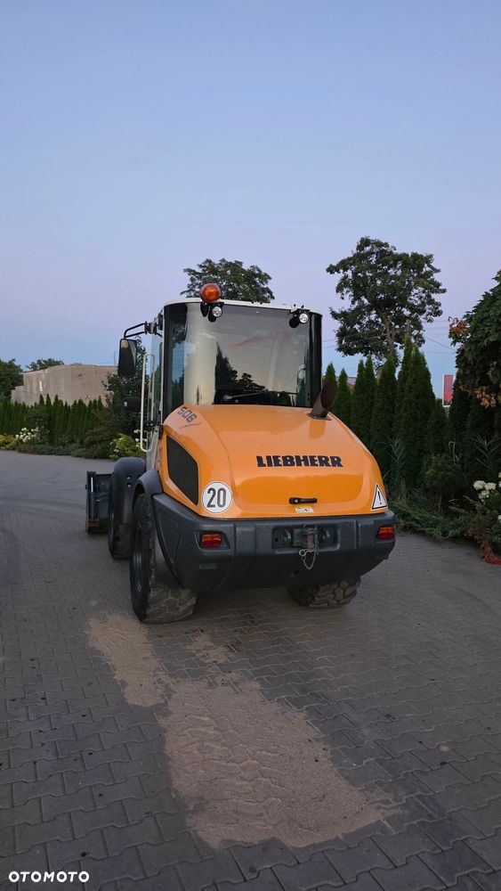 Liebherr 506 Compact - 4