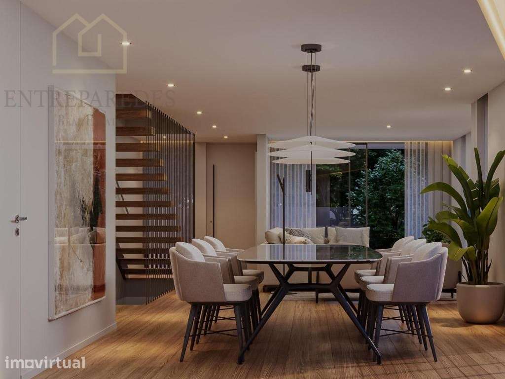 Moradia em banda T3 com 3 frentes, jardim, elevador - para comprar ... - Grande imagem: 2/42