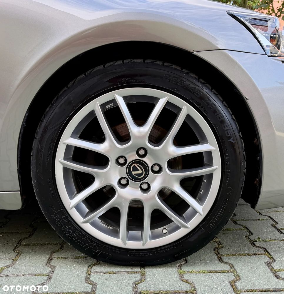 Lexus IS 200t / 300 Elegance - 8
