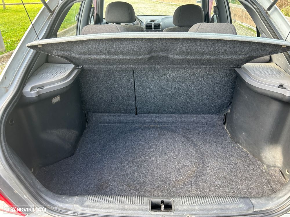 Hyundai Accent 1.3i GLS - 6