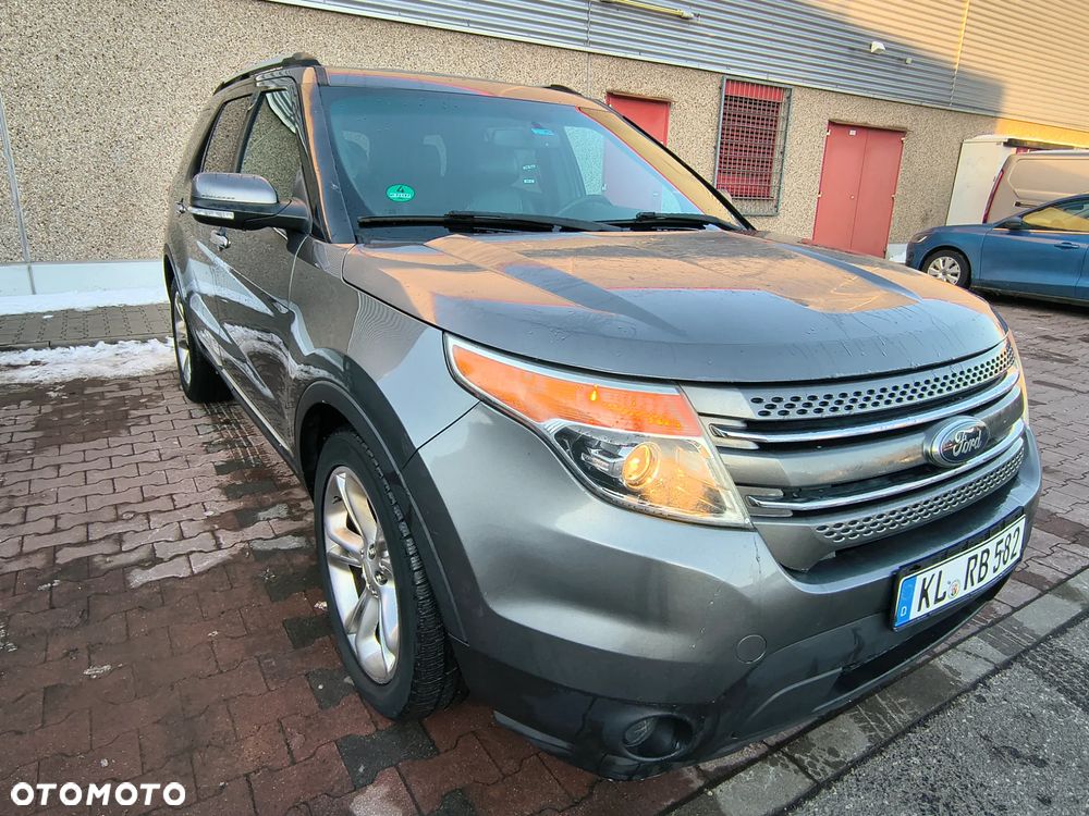 Ford Explorer - 19