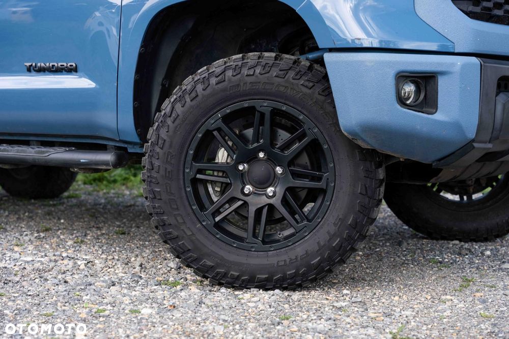 Toyota Tundra - 32
