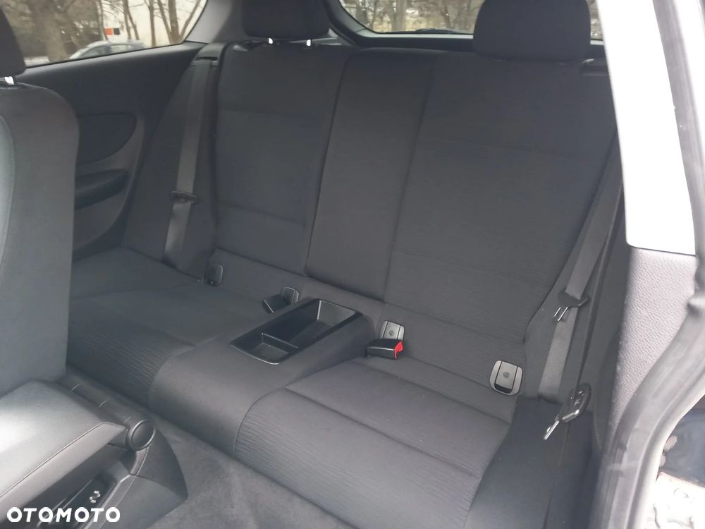 BMW Seria 1 116d - 15
