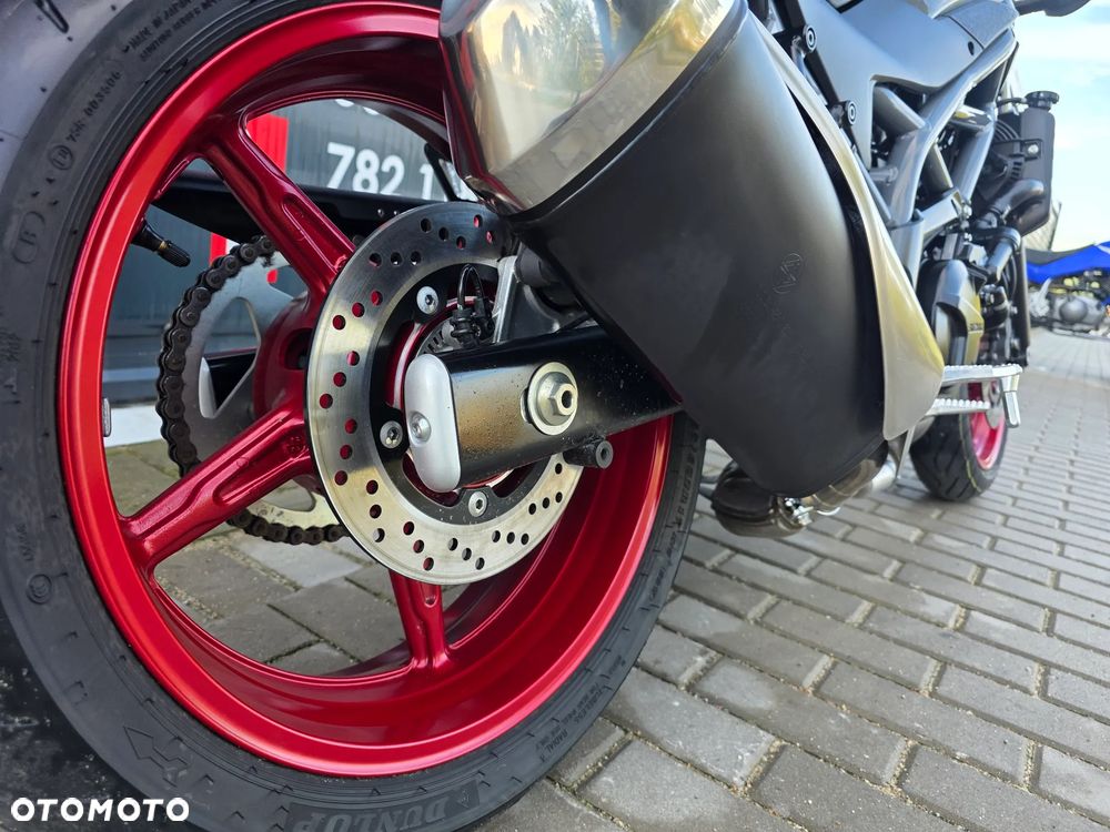 Suzuki SV - 20