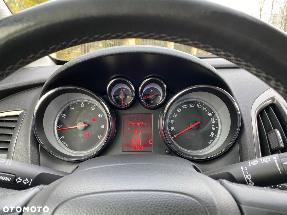 Opel Astra 1.4 T Cosmo - 10