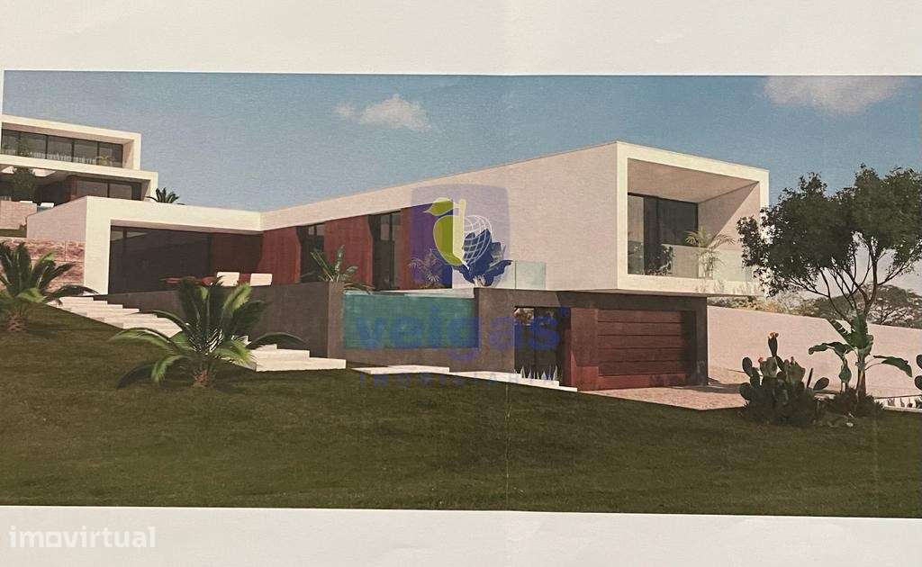 Terreno com Projeto  para Moradia T4 com Piscina – Serra da Pescaria, - Grande imagem: 2/8