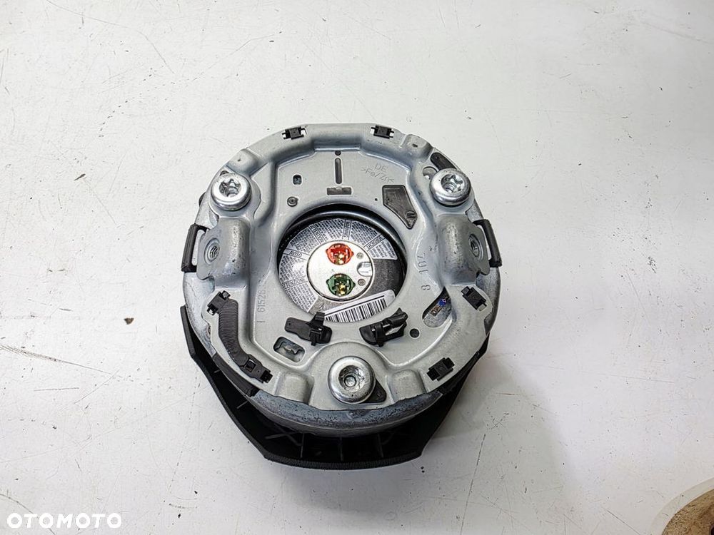 PODUSZKA POWIETRZNA KIEROWCY AUDI A4 B7 A6 C6 4F0880201BG 1DH 6/25 - 6