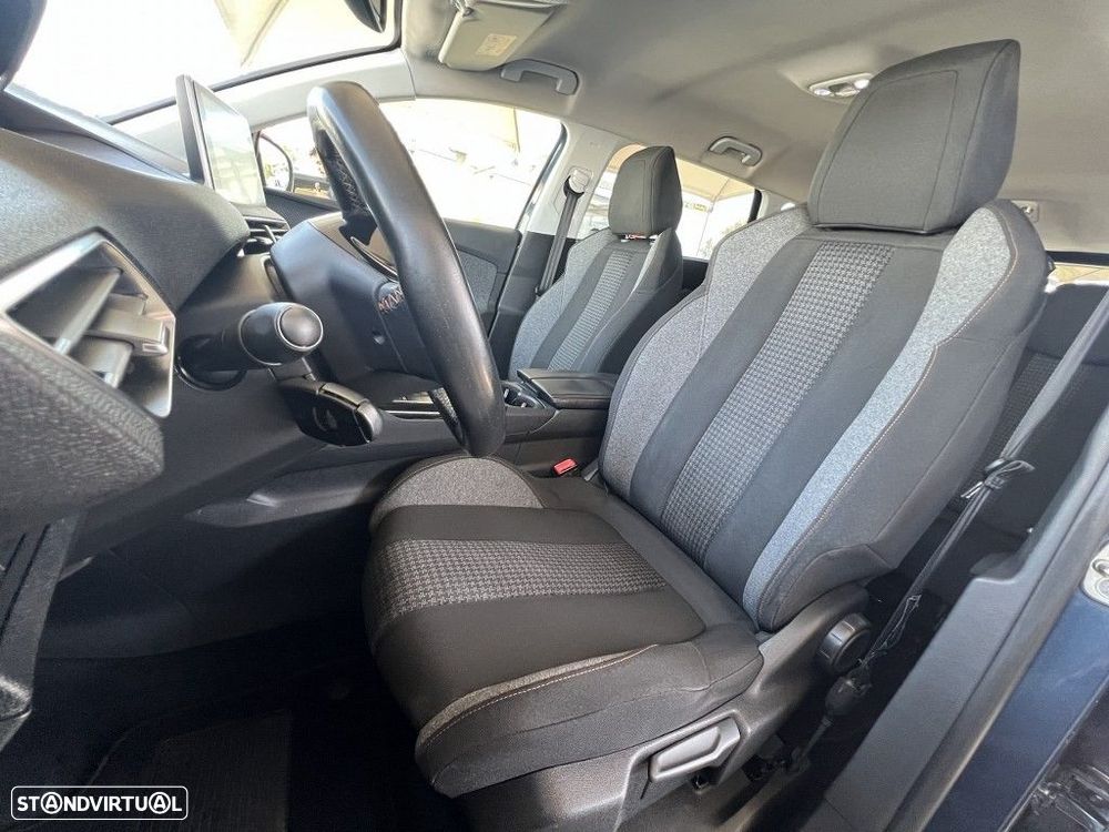 Peugeot 5008 1.6 HDi Allure J18 - 3