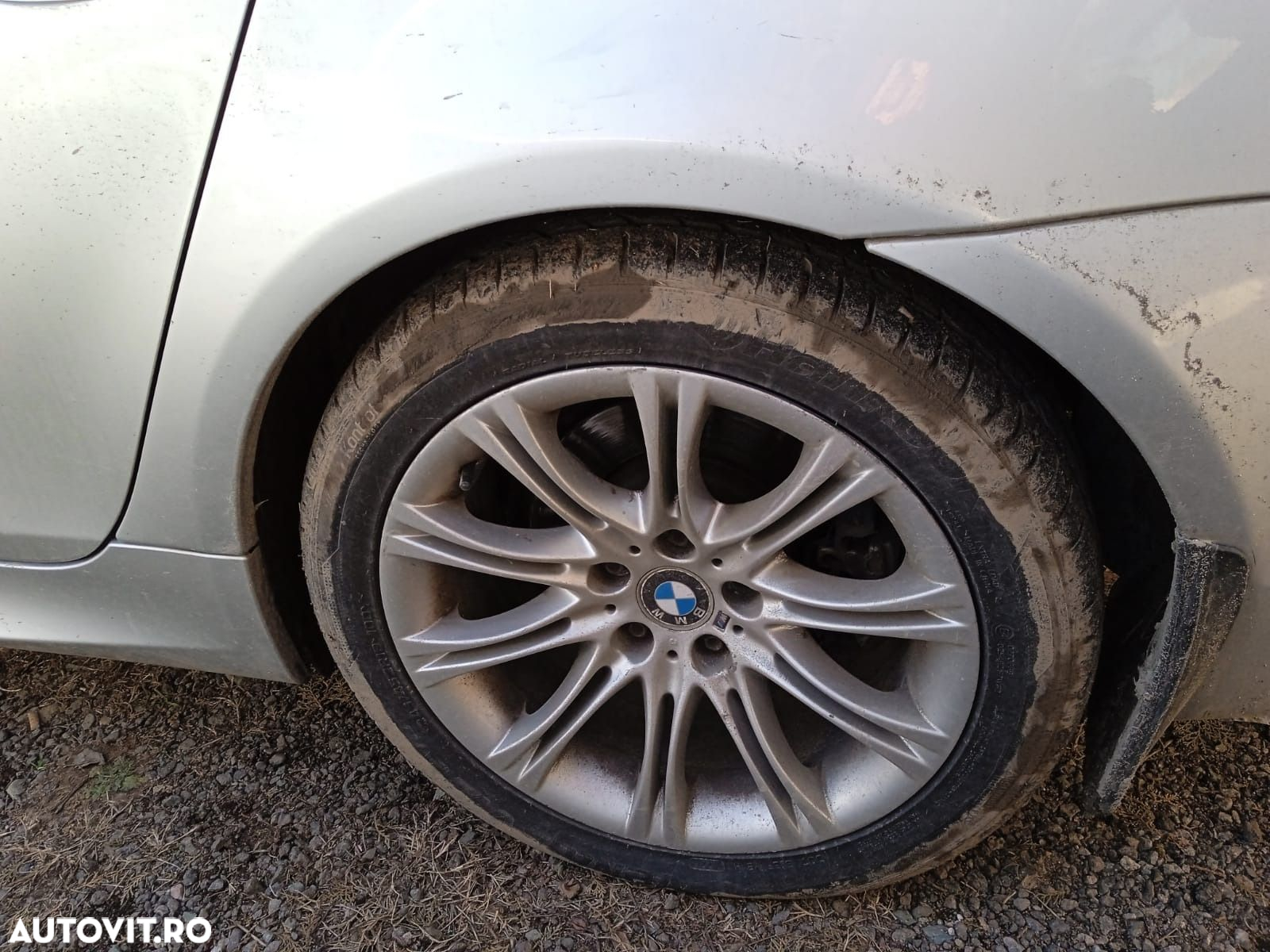Dezmembrari  BMW 5 (E60, E61)  2003  > 2010 520 d Motorina - 4