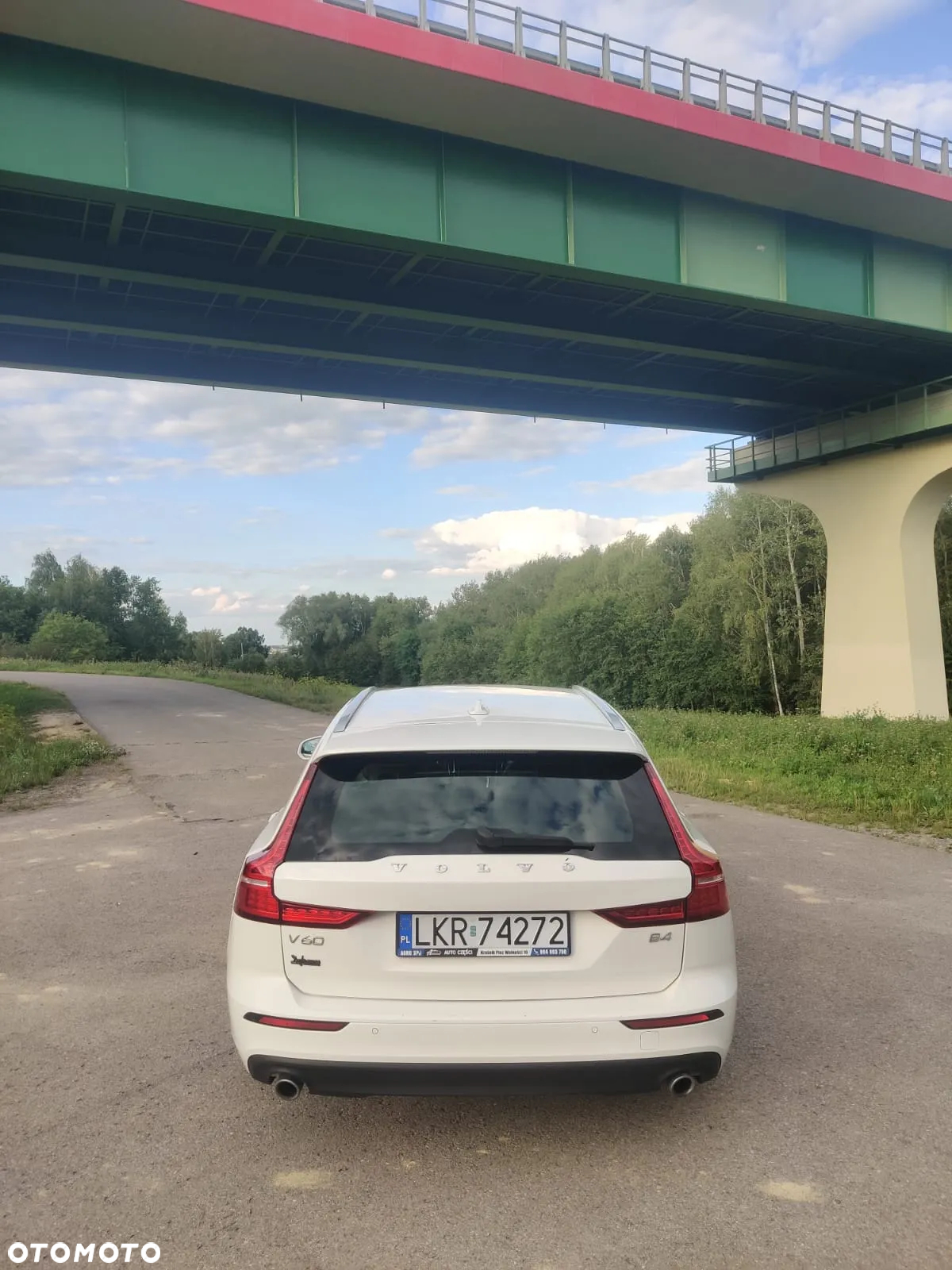 Volvo V60 B4 D Geartronic RDesign - 4