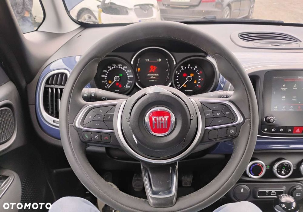 Fiat 500L - 12