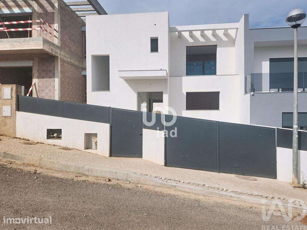 Casa / Villa T3 em Algoz e Tunes de 180,00 m2