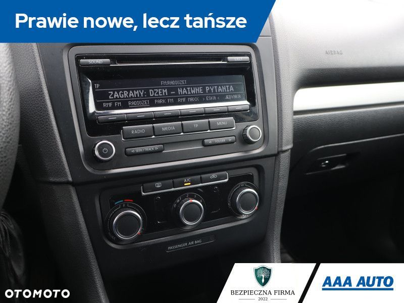 Volkswagen Golf - 12