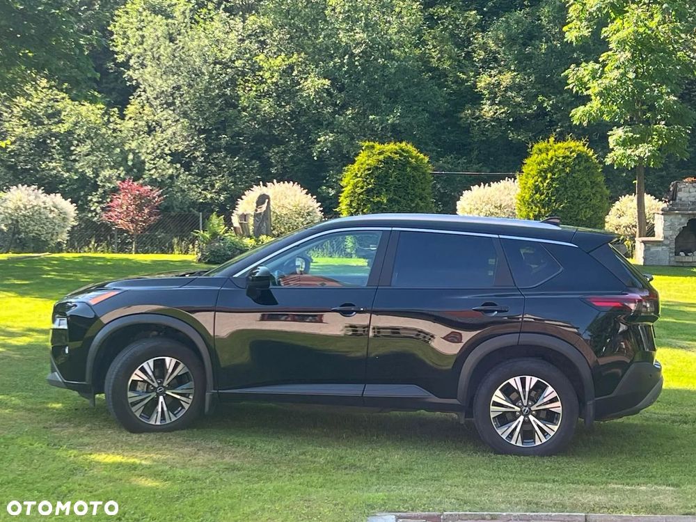Nissan Rogue - 1