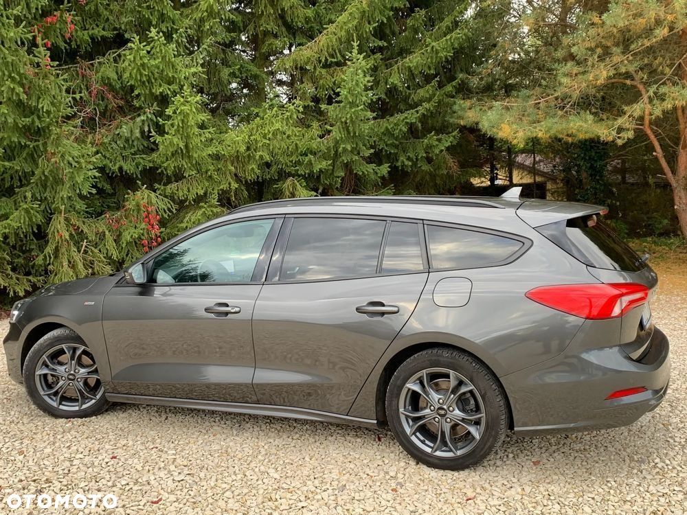 Ford Focus 1.5 EcoBlue Start-Stopp-System ST-LINE DESIGN - 6