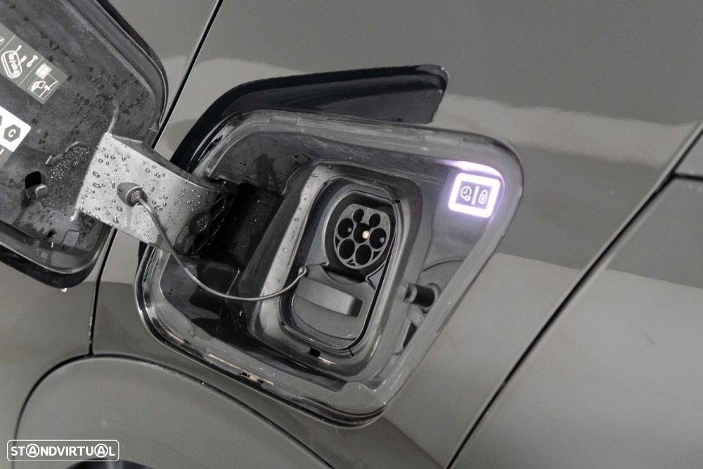 Peugeot e-2008 50 kWh Allure Pack - 17
