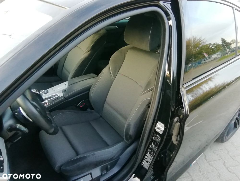 BMW Seria 5 - 27