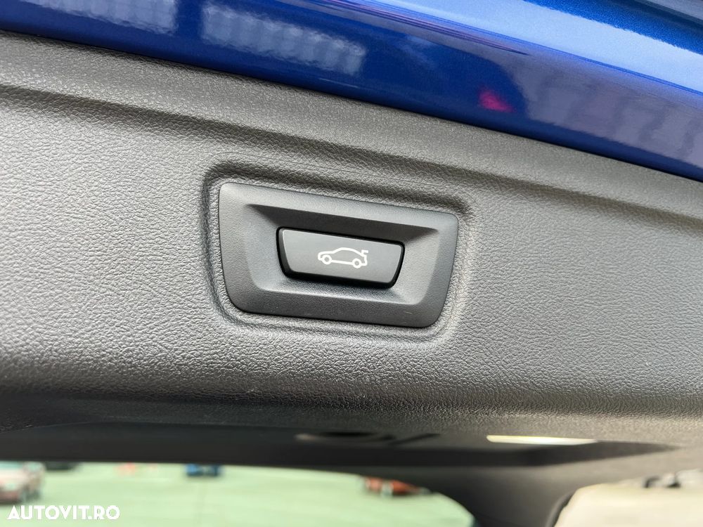 BMW Seria 3 320d xDrive Aut. M Sport - 31