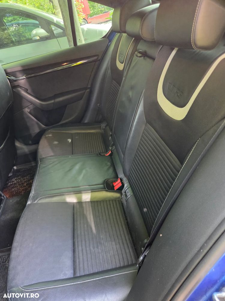 Skoda Octavia 2.0 TDI RS DSG - 10