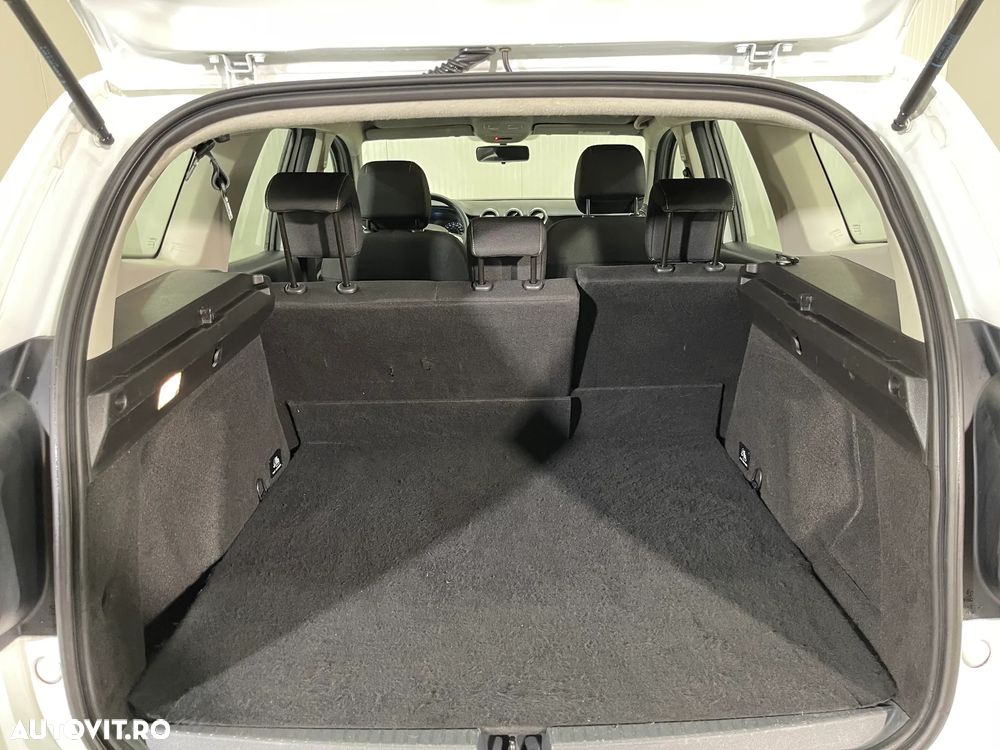 Dacia Duster 1.5 Blue dCi 4WD Comfort - 11