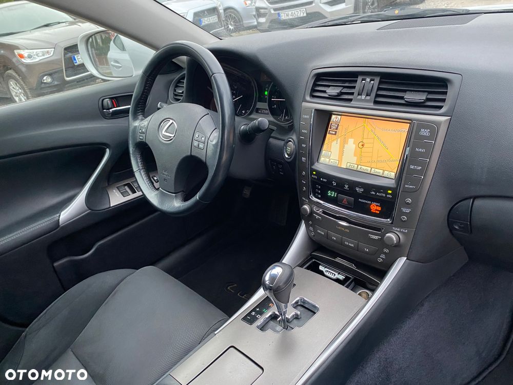 Lexus IS 250 Prestige - 21