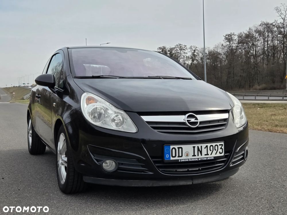 Opel Corsa 1.4 16V Catch me now - 11