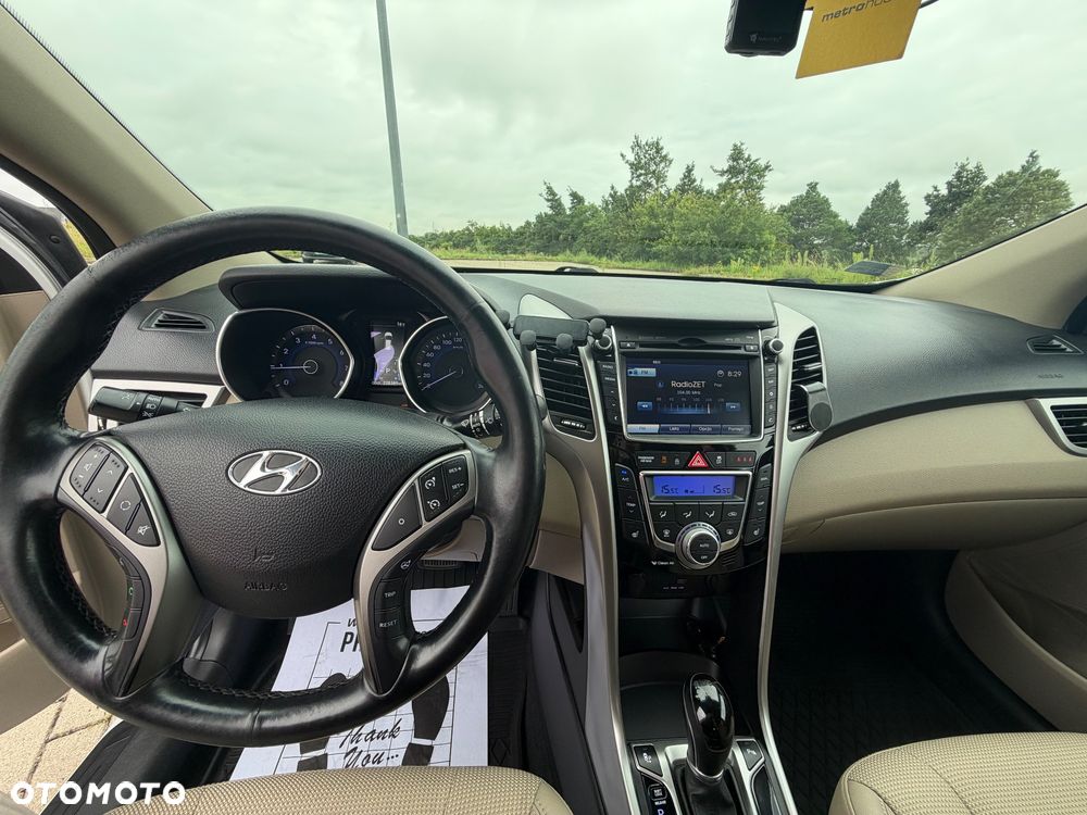 Hyundai i30 1.6 Premium - 9