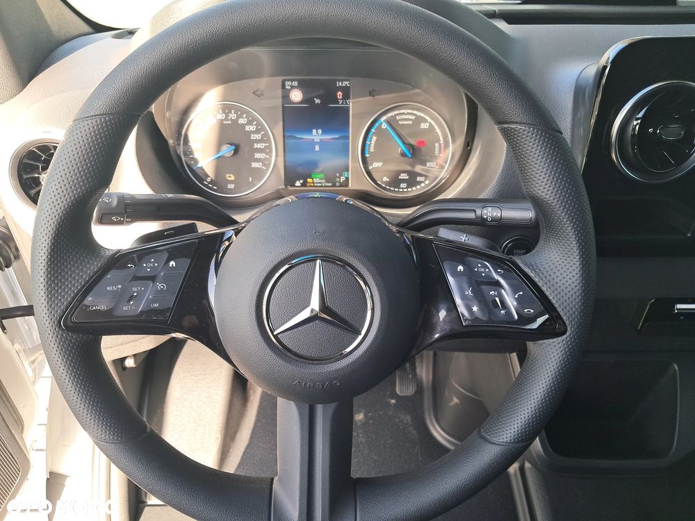 Mercedes-Benz eSprinter 420 - 13