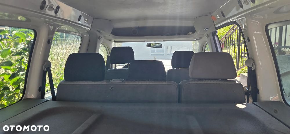 Volkswagen Caddy Life - 16