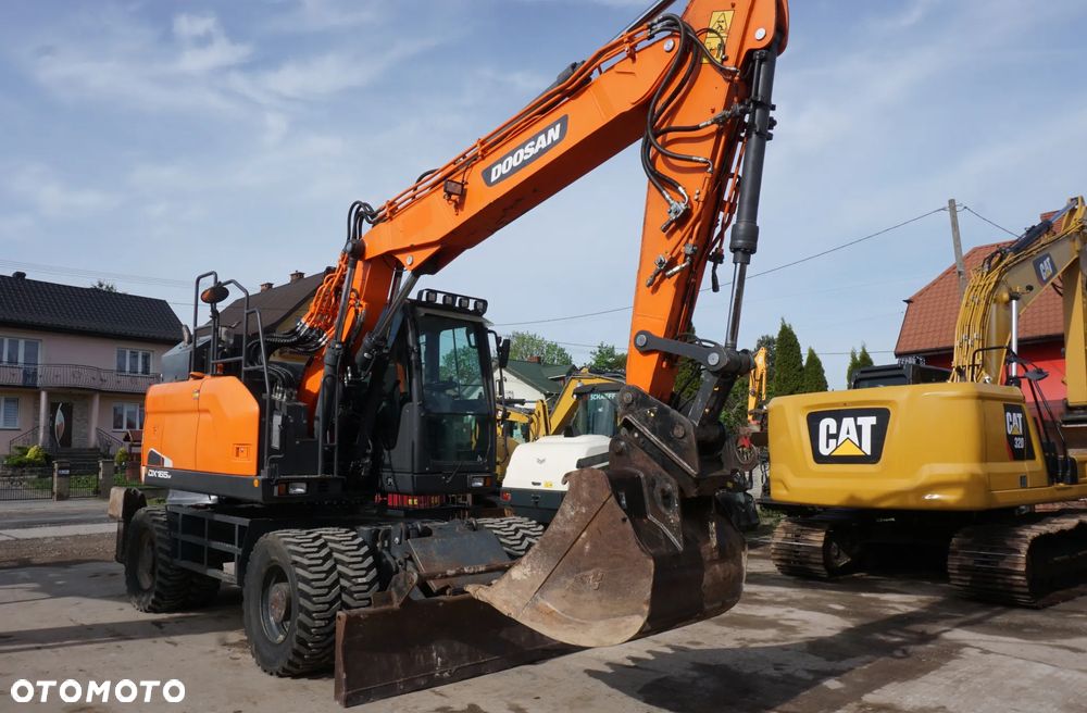 Doosan DX 165 W-5 - 3