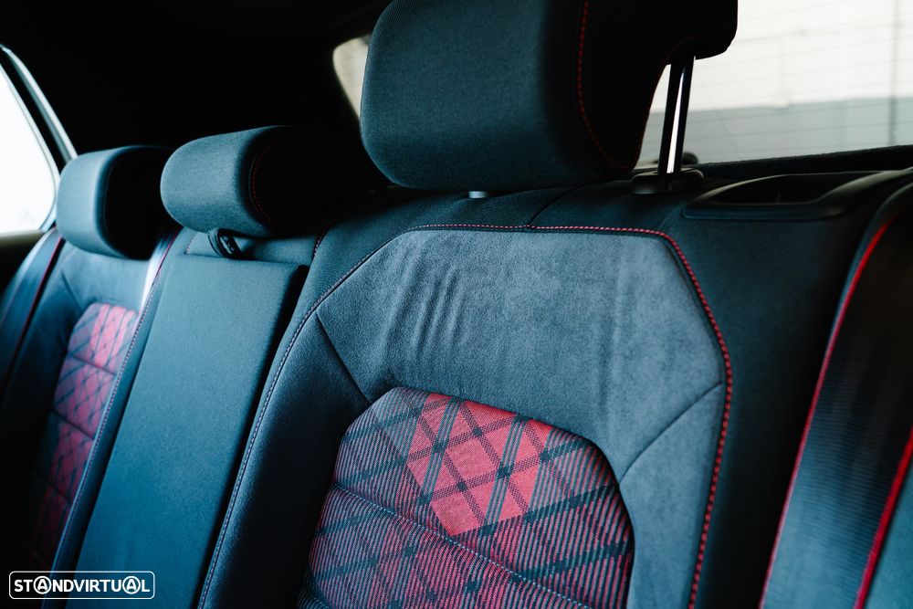 VW Golf 2.0 TSI GTi TCR DSG - 20