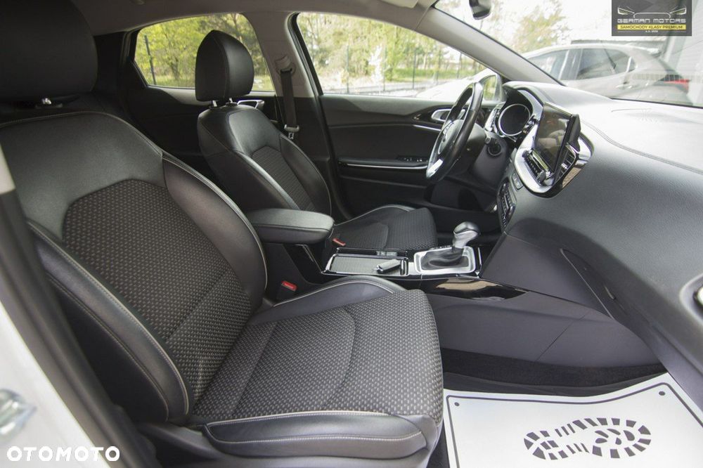 Kia XCeed 1.6 T-GDI Business Line DCT - 31