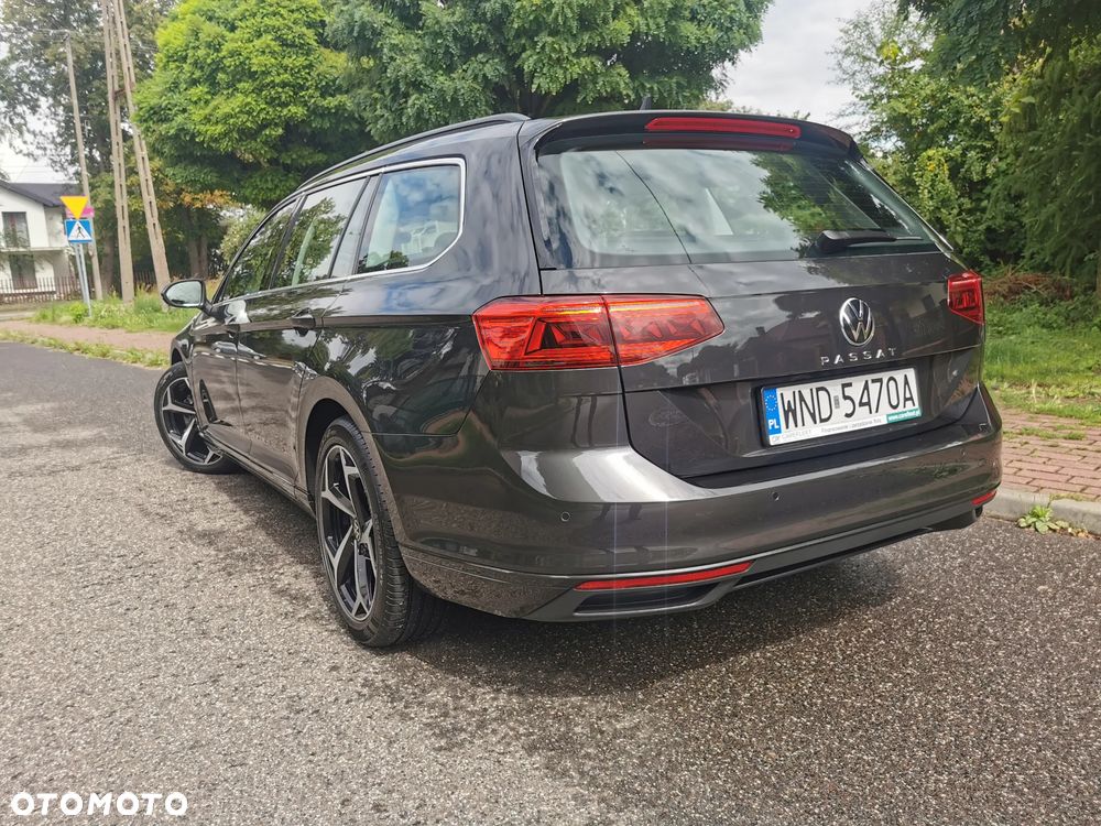 Volkswagen Passat 2.0 TDI EVO Elegance DSG - 3
