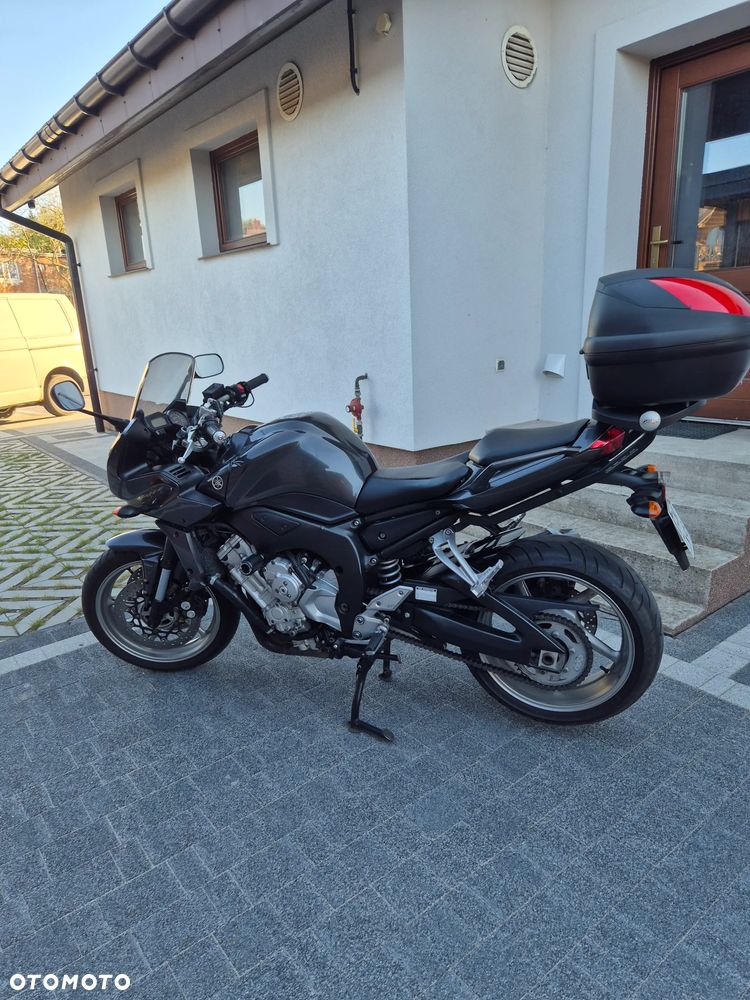 Yamaha FZ - 9