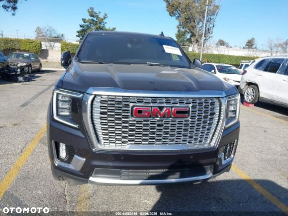 GMC Yukon - 7