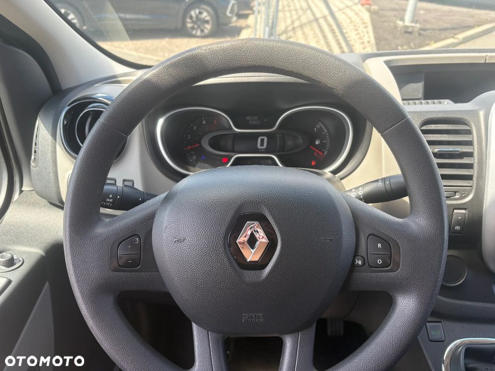 Renault Trafic - 6