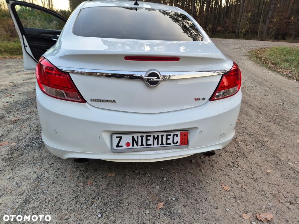 Opel Insignia - 30